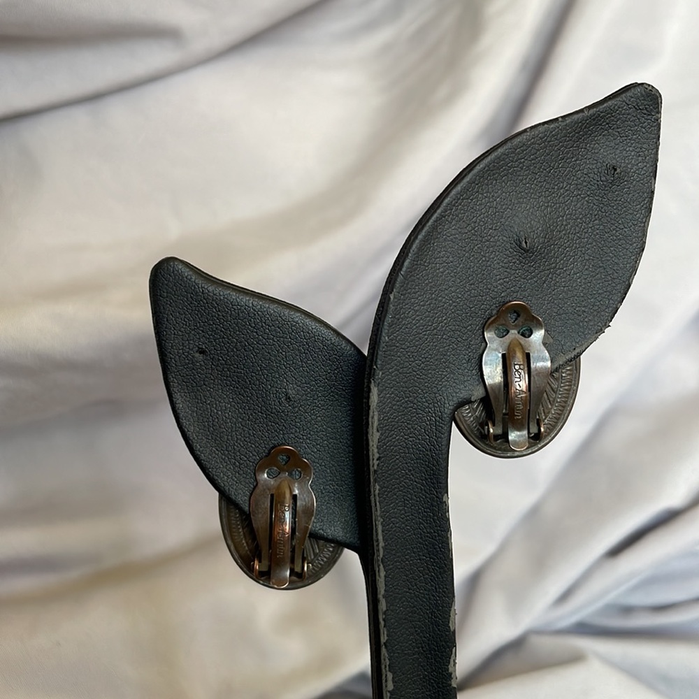 Ben Amun Earrings View 4